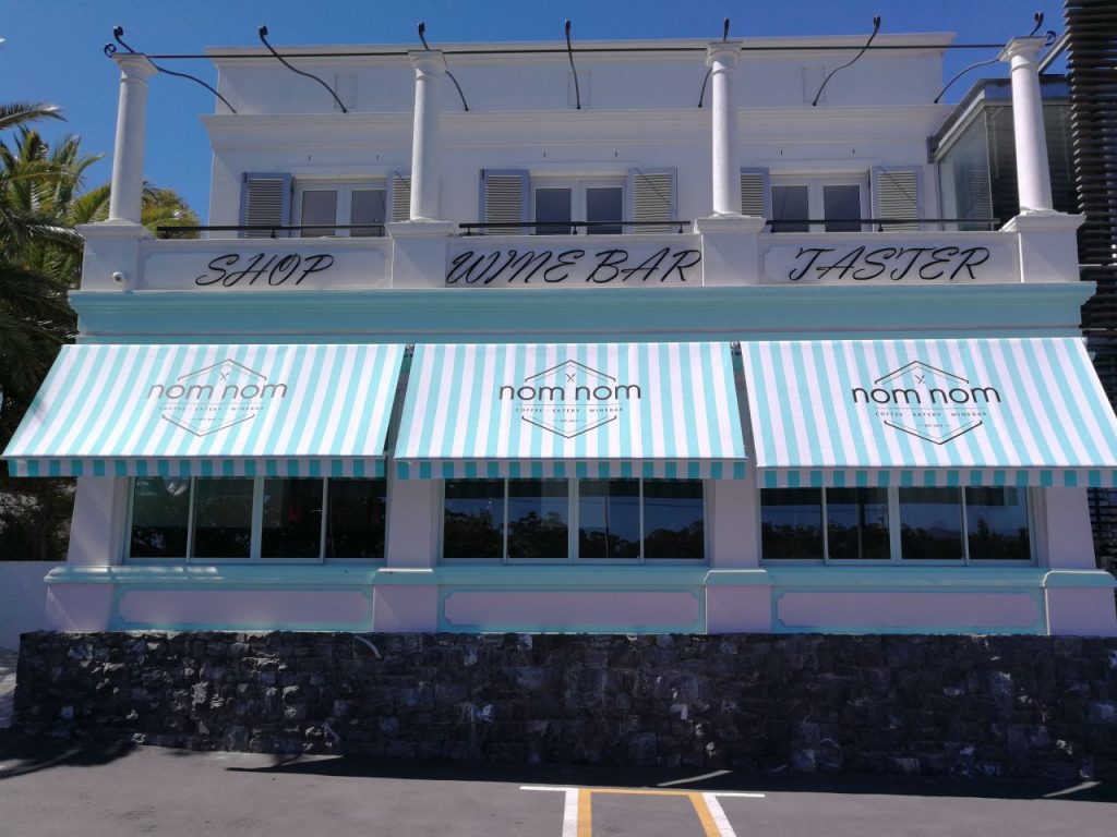 Somerset Blinds - Awnings